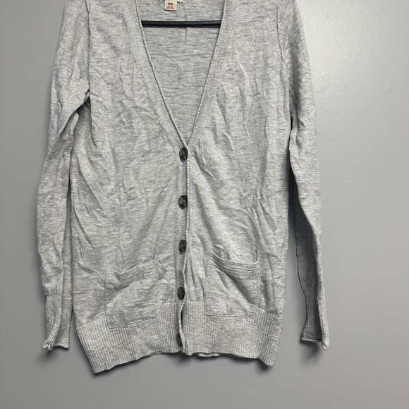 Mossimo Supply Co. Gray Cardigan - Picture 1 of 3